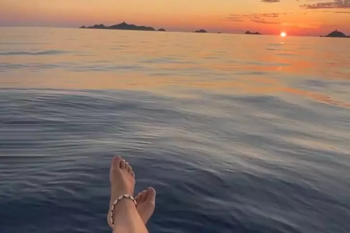 Croisière bateau au Coucher du Soleil avec Apéritif aux îles sangui...