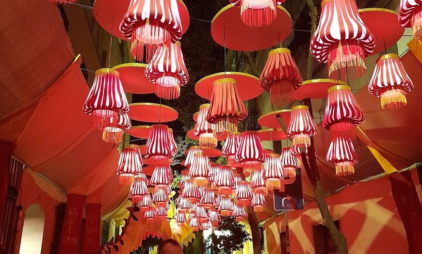 Image 3: Tour privado personalizable con tu amigo local en Barcelona