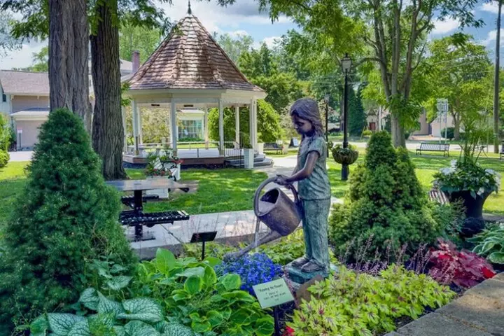 Below The Falls: Niagara River USA Private Car Tour