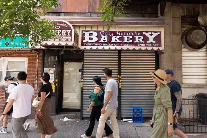 City of Contrasts Tour-Manhattan, Bronx, Queens and Brooklyn