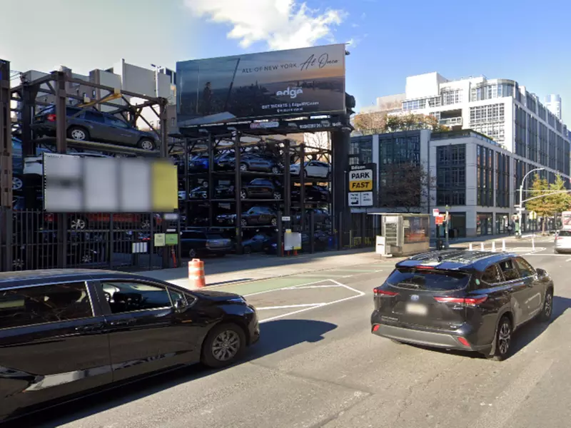 Parking at LAZ at Edison Parkfast - 161 10th Ave. Lot