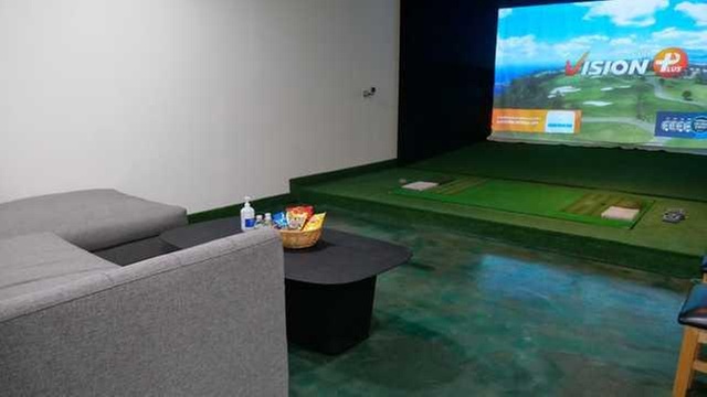 Online Booking - Round of Golf at Rodeo Plaza Screen Golf