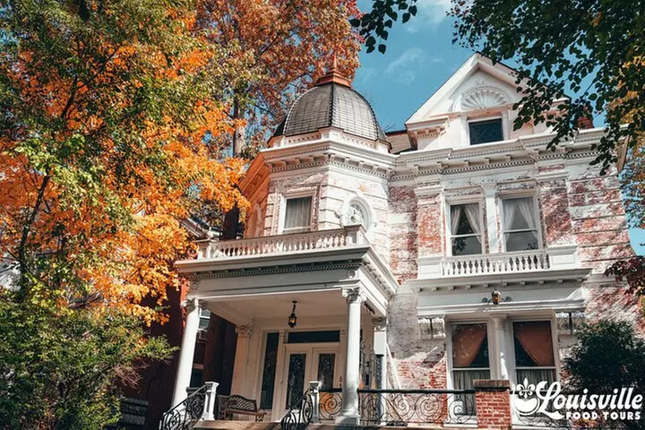 Historic Walking Tour of Victorian Louisville with Food & Bourbon