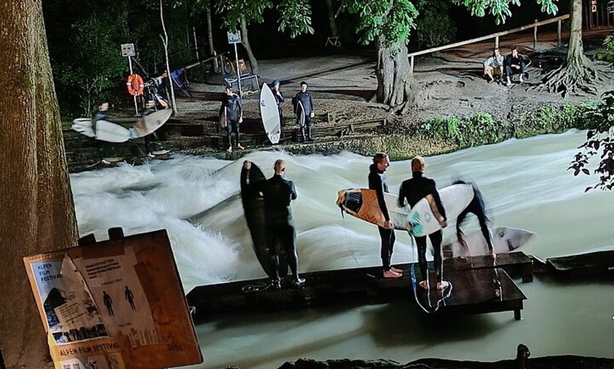 Image 8: Hinter dem Bildschirm Authentisches München mit einem privaten Gast...