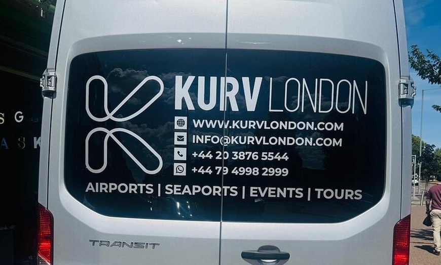 Image 20: Transfer from Gatwick Airport to London