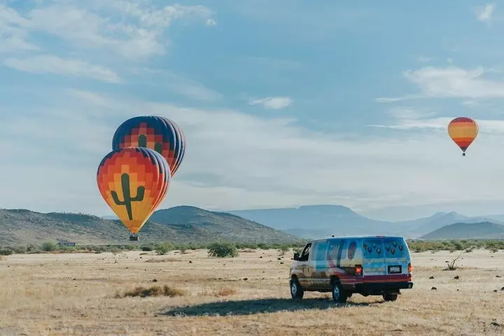 Tucson Morning Hot Air Balloon Ride with Bubbly + Breakfast