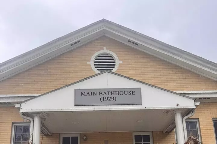 Berkeley Springs and Roman Bath Spa Private Experience