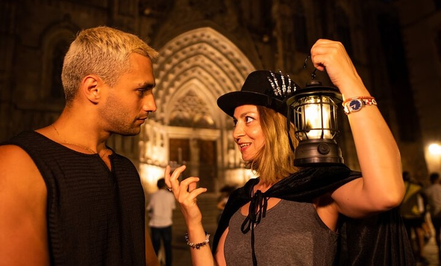 Image 4: Excursión por el Barrio Gótico de Barcelona