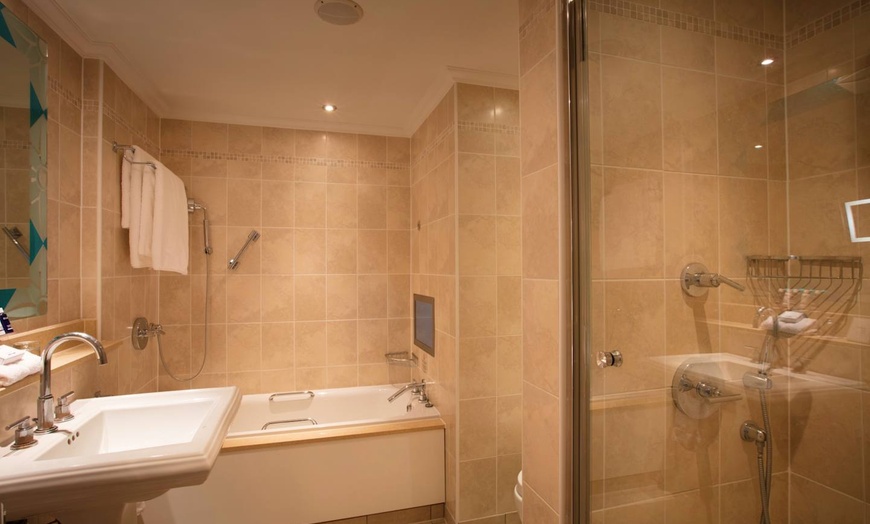 Image 9: ✈ ROYAUME-UNI | Londres - The Royal Horseguards Hotel 4* - Centre v...