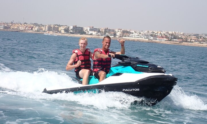 Image 3: Alquiler de Motos de Agua en Alicante para Explorar la Costa