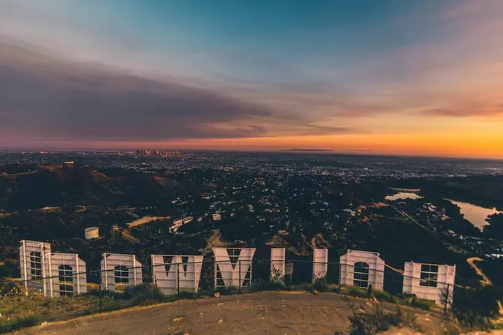 All Hollywood Landmarks on Electric Bike Tour