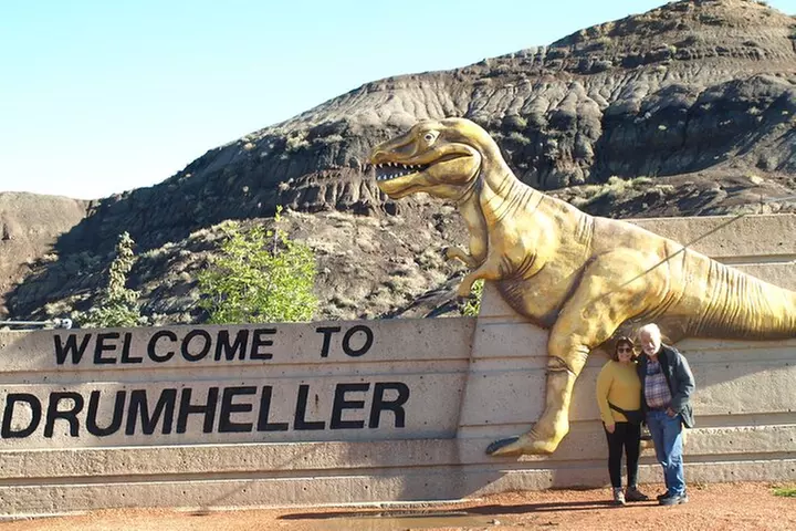 Canadian Badlands | Drumheller | Travel Back In Time in Jeep