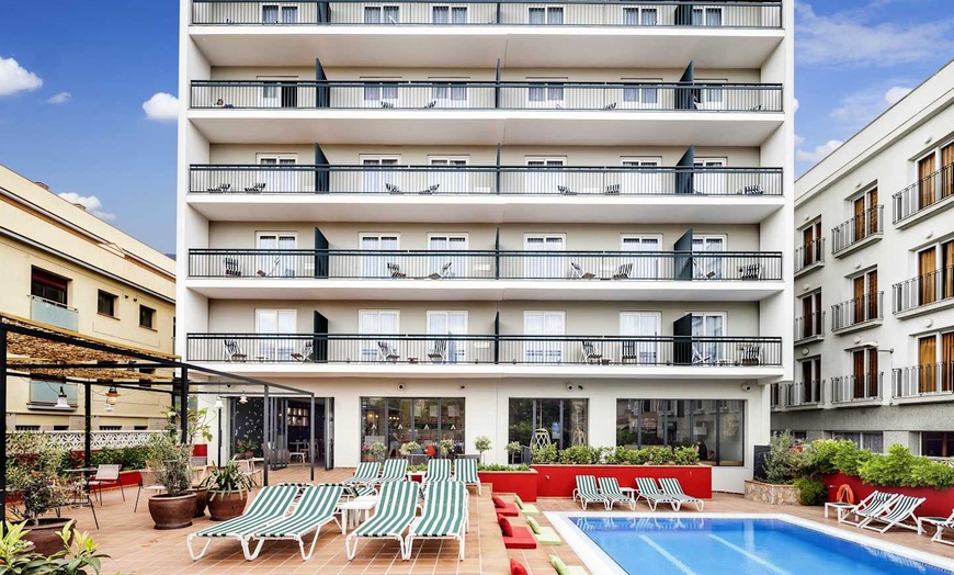 Image 2: ✈ COSTA BRAVA | Lloret de Mar - Aqua Hotel Bertran Park 4*, 2 night...