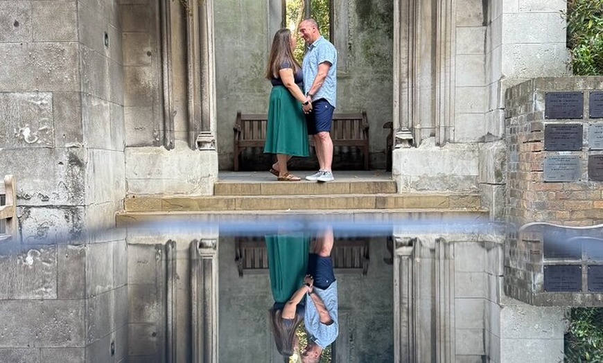 Image 8: 90-min London Landmarks & Hidden Gems Photoshoot