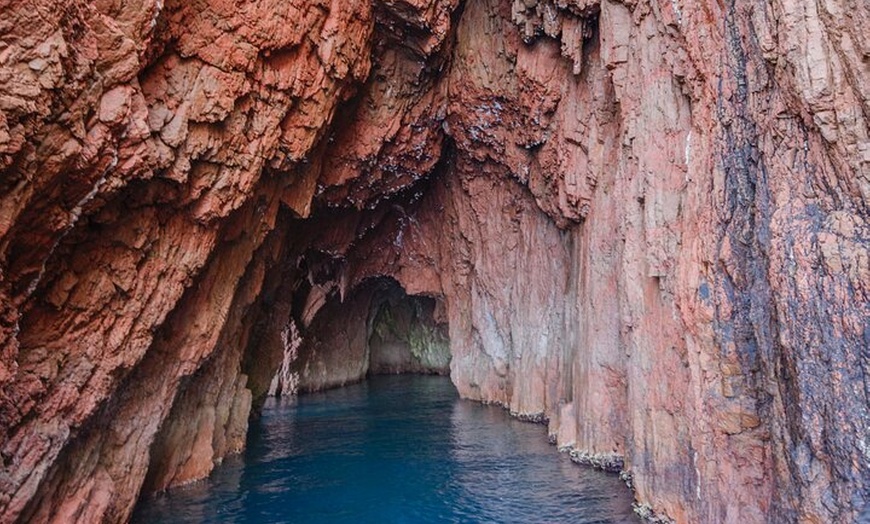 Image 13: Scandola & Girolata : L'Excursion Incontournable en Corse