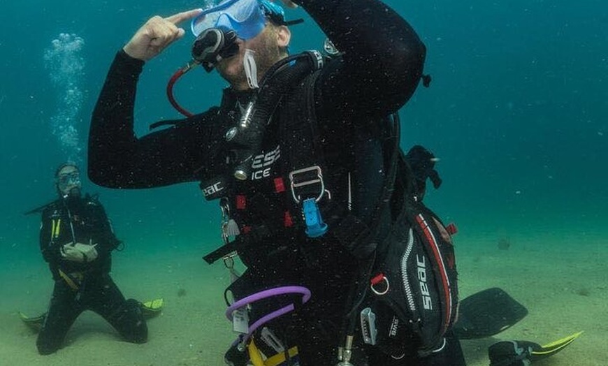 Image 6: Excursión de un día de buceo en la Costa Brava