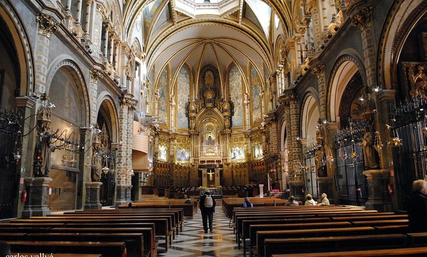 Image 6: Excursión privada al Monasterio de Montserrat con recogida en el hotel