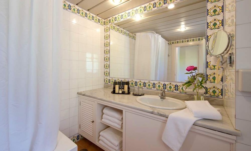 Image 4: ✈ COSTA DEL SOL | Marbella - BlueBay Banús 4*, 3 Nächte - Außenpool