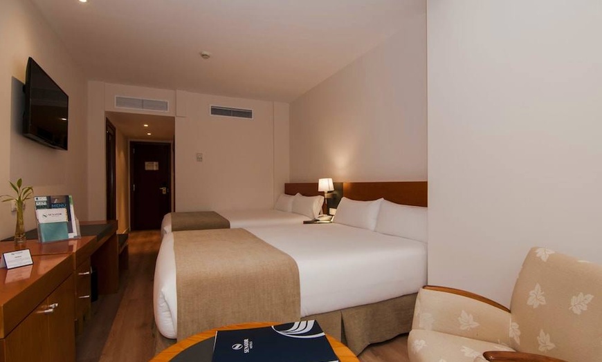Image 17: ✈ HISZPANIA | Madryt - Senator Barajas Hotel 4* - City break