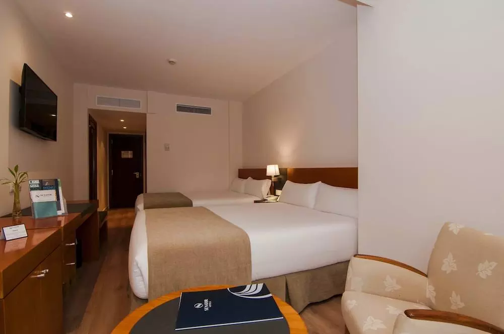 ✈ HISZPANIA | Madryt - Senator Barajas Hotel 4*, 2 nocy - City break