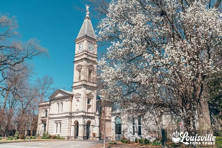 Historic Walking Tour of Victorian Louisville with Food & Bourbon