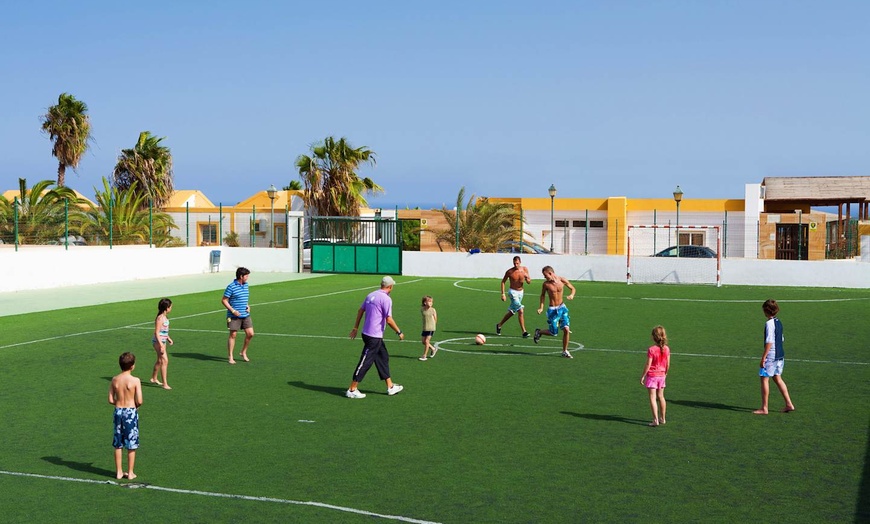 Image 11: ✈ FUERTEVENTURA | Caleta de Fuste - Caleta Dorada 3*, 4 nights - Al...