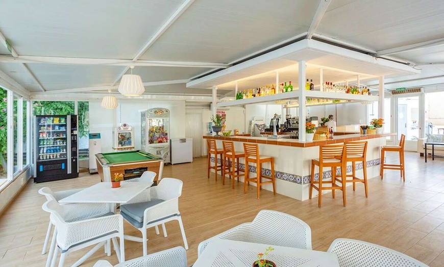 Image 12: ✈ MAJORQUE | Sa Coma - BJ Apartamentos Club Sa Coma 2* - Aqua Parc