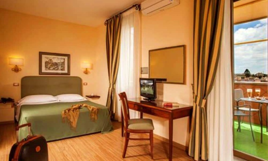 Image 4: ✈ ITALY | Rome - Hotel Colosseum 3*, 2 nights - City centre