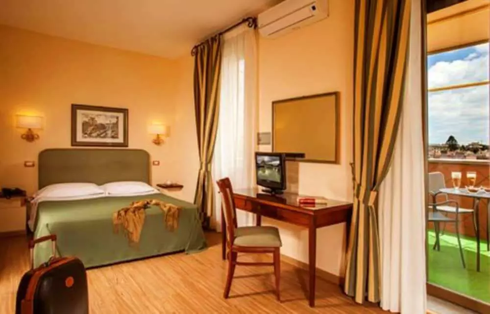 ✈ ITALY | Rome - Hotel Colosseum 3*, 2 nights - City centre