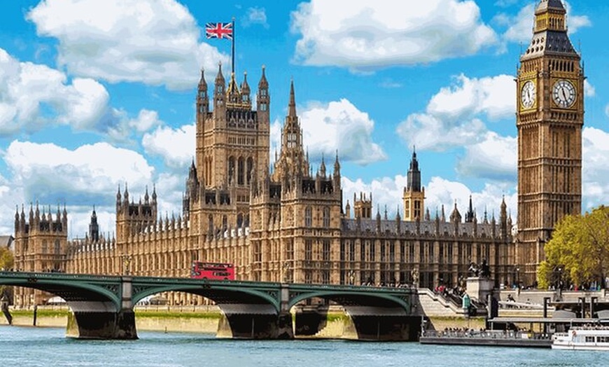 Image 4: Private London Panoramic Van Tour