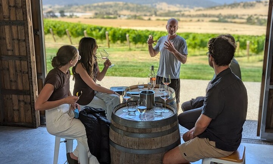 Image 3: Coal River Valley Wine Tour