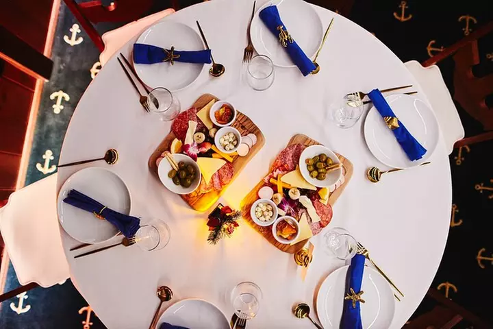 NYC New Year's Eve Dinner on Luxury Yacht with Open Bar
