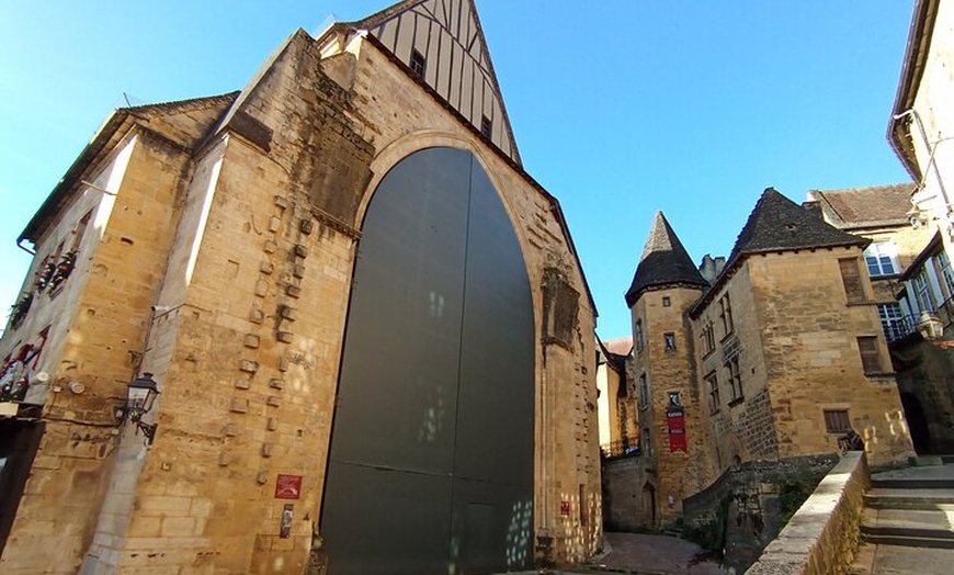 Image 4: Visite privée à pied de Sarlat par Exploreo24