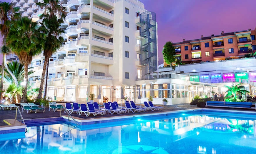 Image 1: ✈ TENERYFA | Los Realejos - Panoramica Garden 3* - Odkryty basen