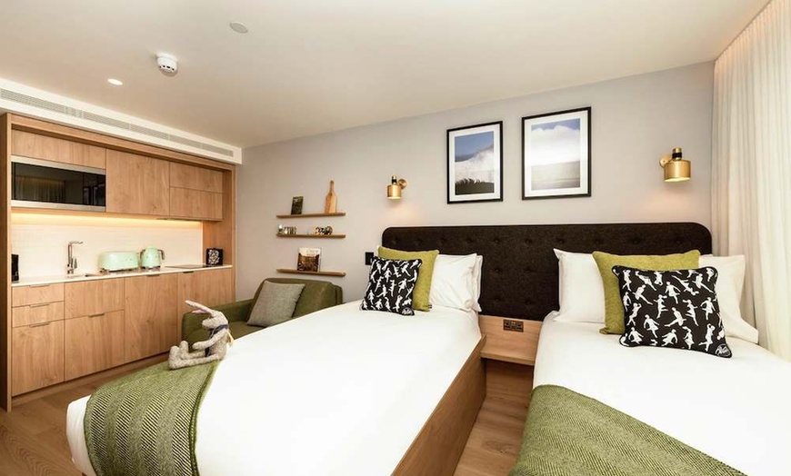 Image 4: ✈ ROYAUME-UNI | Londres - Wilde Aparthotels by Staycity London Aldg...