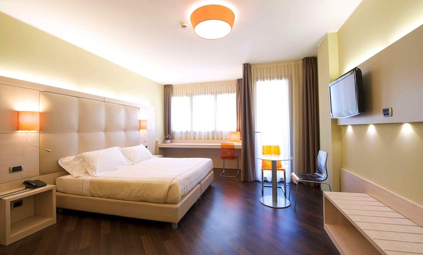 Image 3: ✈ ITALIË | Milaan - Acca Palace 4*, 2 nachten - City break