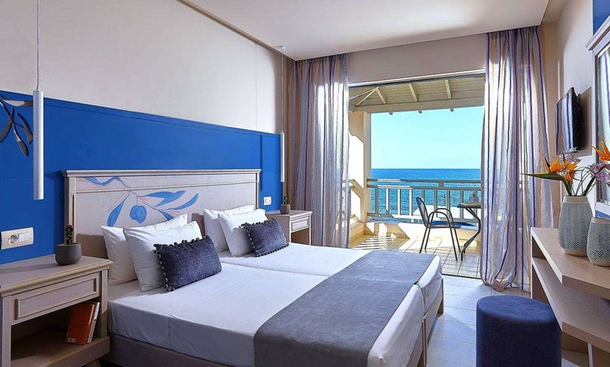 Image 3: ✈ CRÈTE | Sissi - Castello Village Resort 4* - Idéal famille