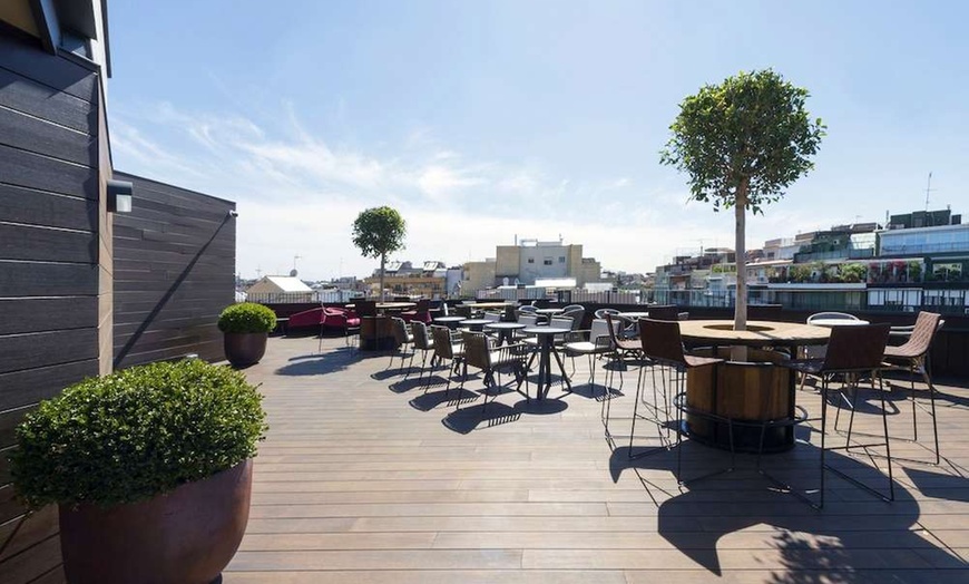 Image 11: ✈ SPAIN | Barcelona - The Corner Hotel 4*, 2 nights - Outdoor swimm...