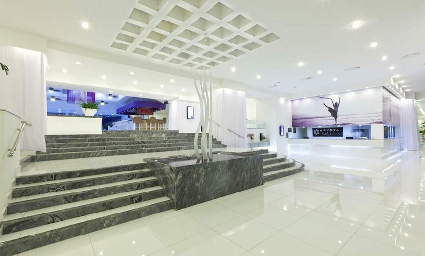 Image 2: ✈ MESSICO | Cancún - Krystal Cancún 4*, 5 notti - Piscina esterna