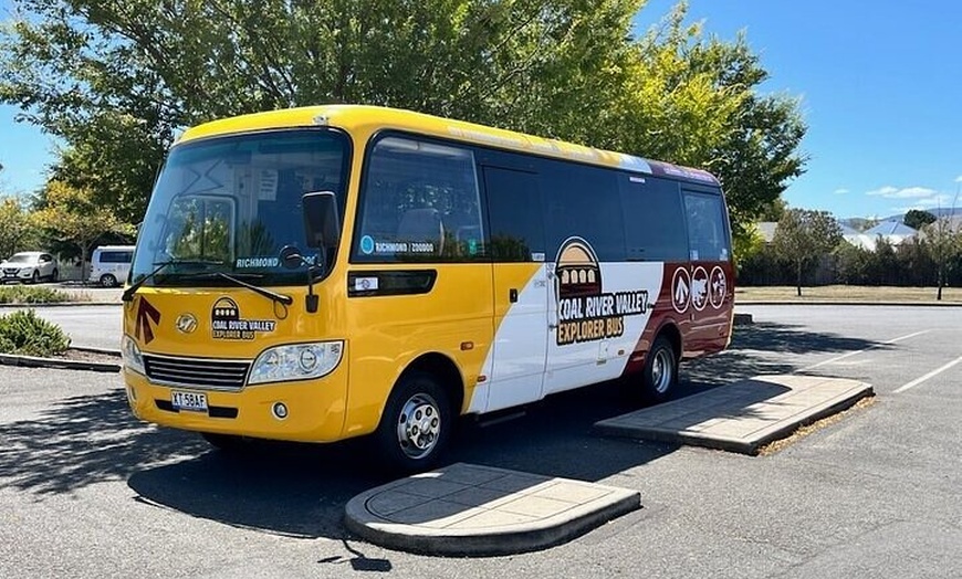 Image 6: Richmond Village Tour Hobart