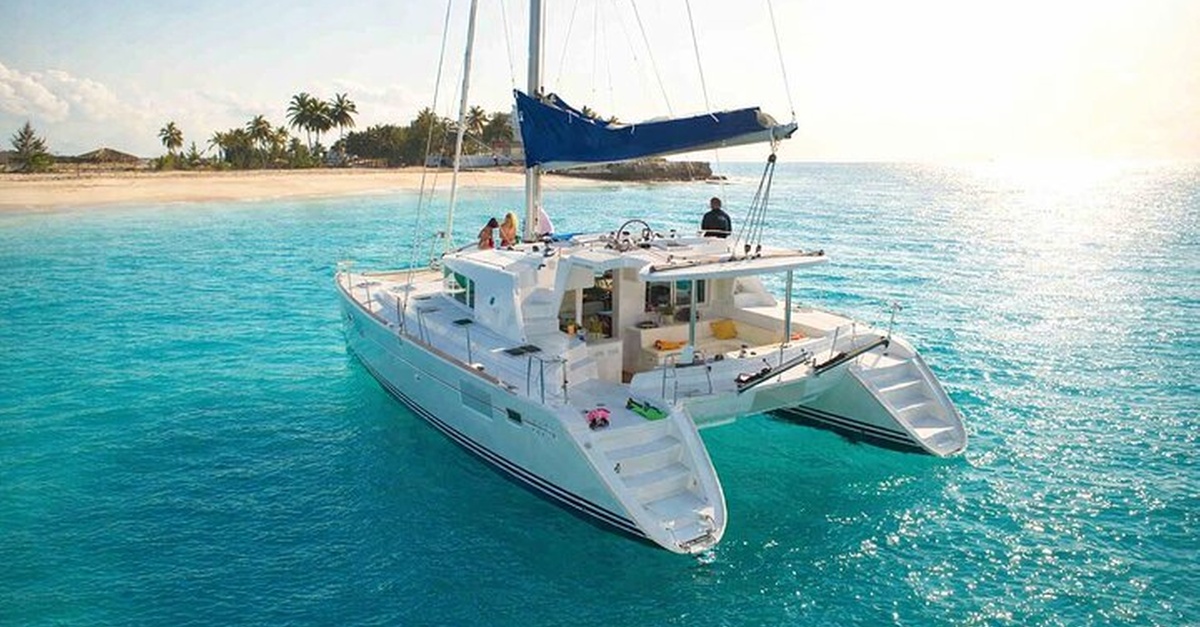 Catamarán Lagoon 440 para navegar desde Palma de Mallorca
