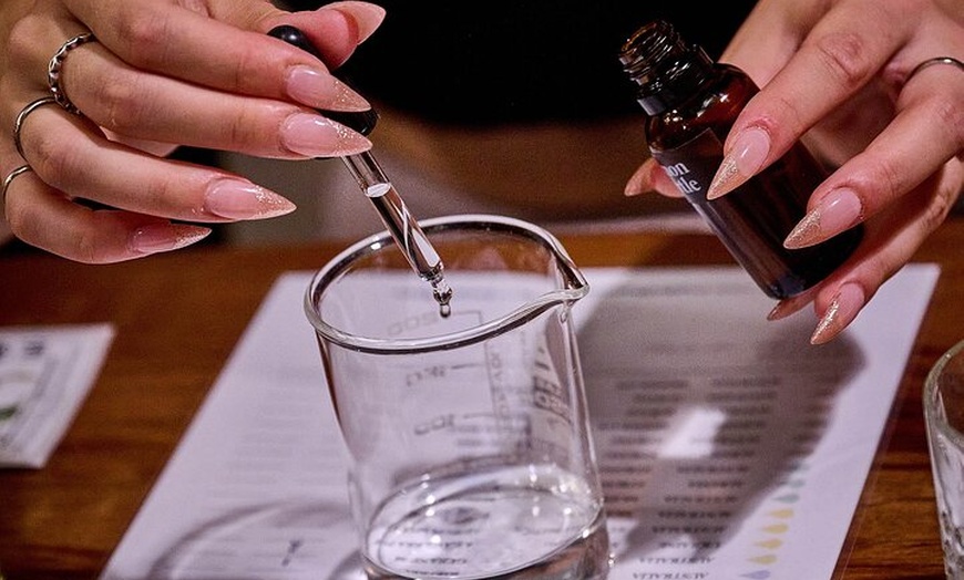 Image 2: Date Night with Blending Class and Dinner