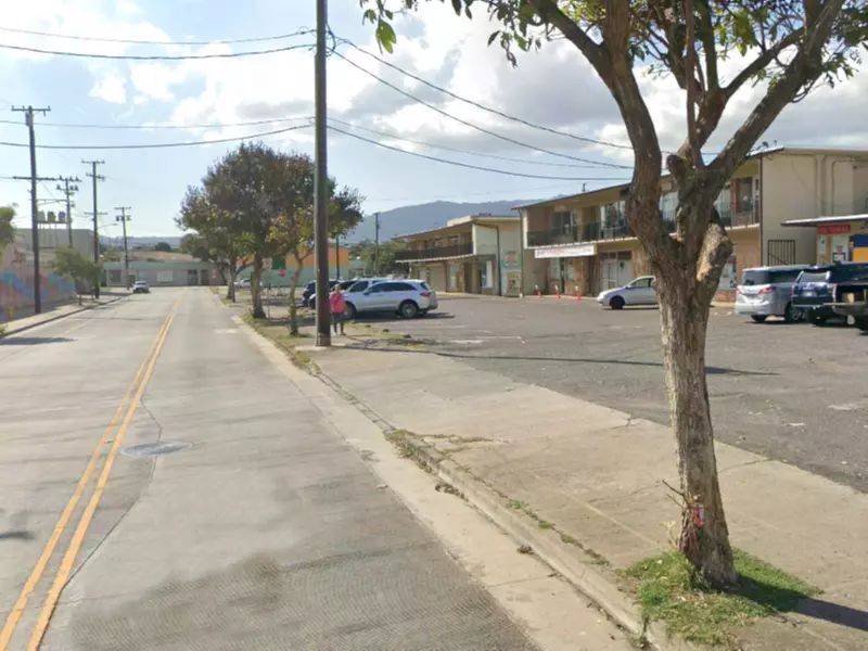 Parking at [H423] 94-750 Hikimoe St. Lot