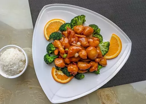5% Cash Back at Tung Hing Kitchen
