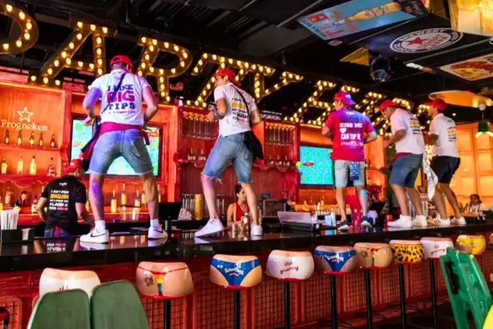 Cancun Party Bus Day Tour Shopping Tequila Tasting and Karaoke