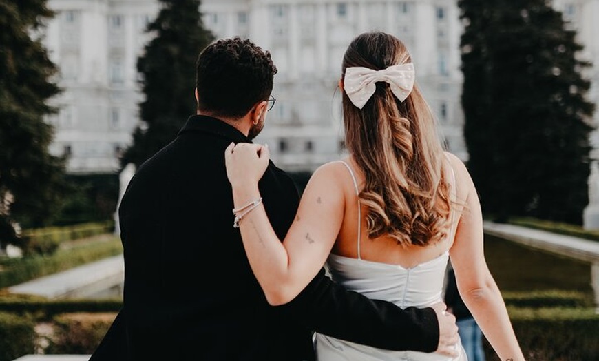 Image 44: Sesión de fotos en pareja & tour fotográfico, Madrid