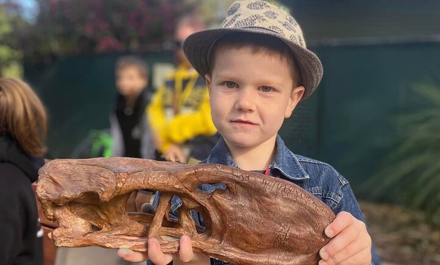 Image 2: DINOSAUR and FOSSIL ZOO TOUR Rockhampton