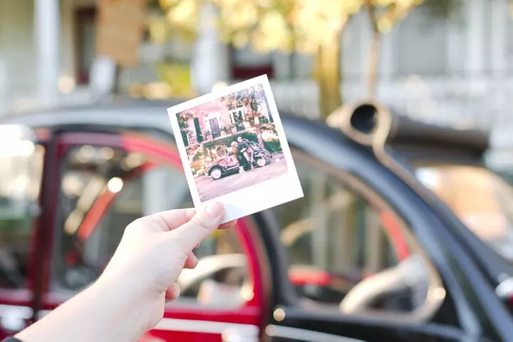 Private Historic Savannah Tour in a Vintage Citroën