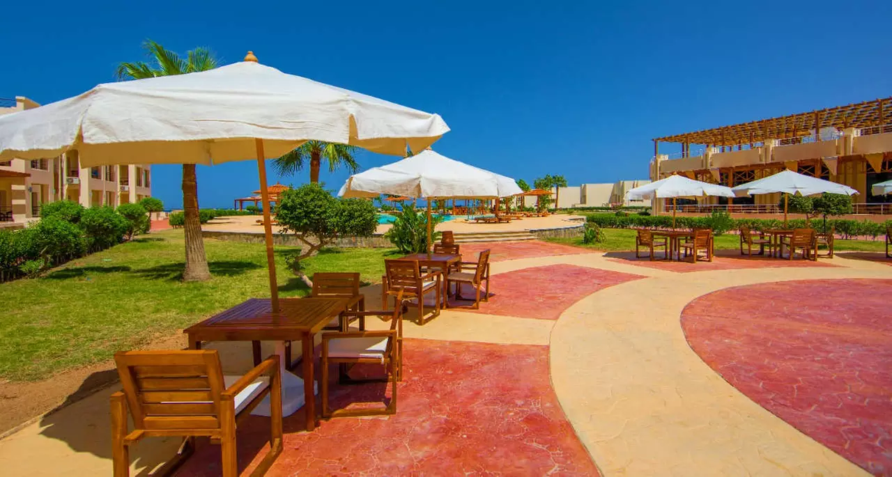 ✈ ÄGYPTEN | Hurghada - New Eagles Aqua Park Resort 4*, 3 Nächte - A...