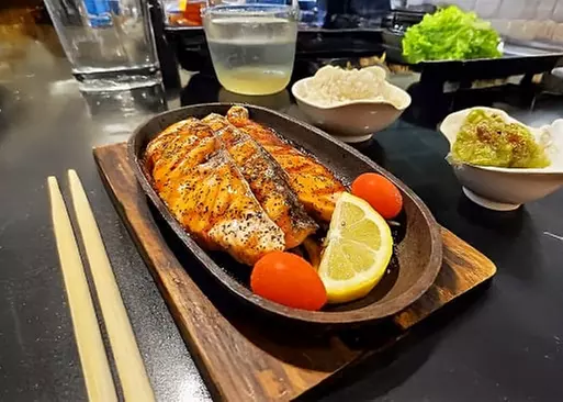 5% Cash Back at Sakura Bistro